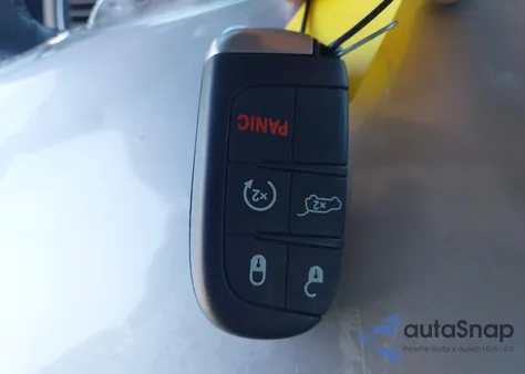 2016 Dodge Durango R/T z USA, uszkodzony, nr VIN 1C4SDHCT7GC307627